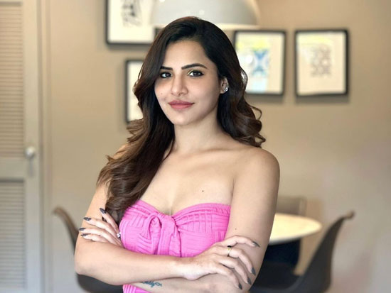 Magnificent Clicks Of Ashu Reddy